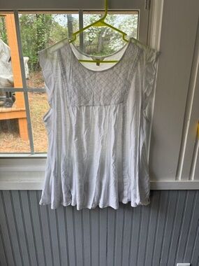 Terra & Sky White Sleeveless Embroidered Yoke Tunic Top